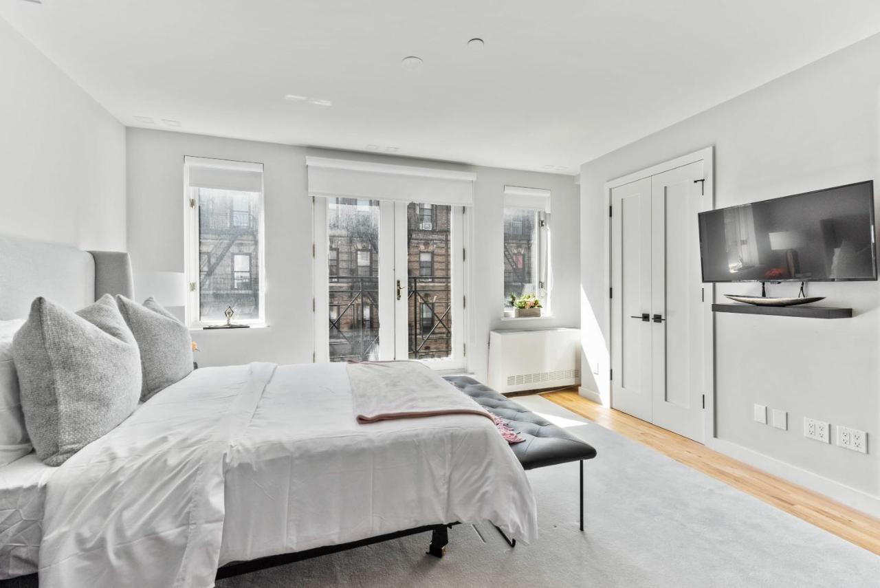 Casa de férias Luxe Studio Ste In Upper East Side With Charming Juliet Balcony *
